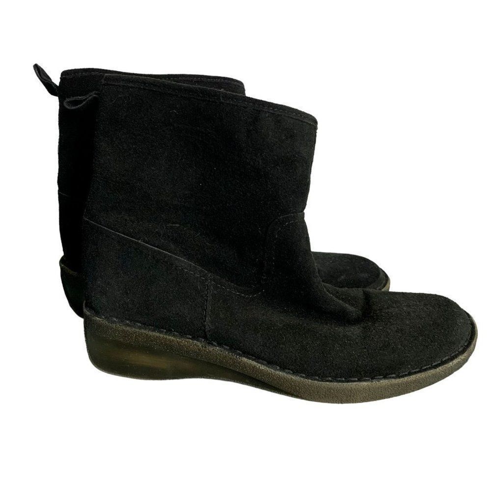 Nine West Suede Leather Booties Boots 9 Black Faux Fur Wedge Heel Round Toe
